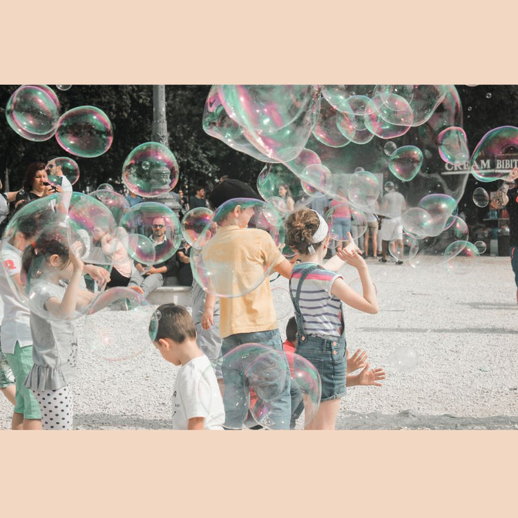 The Big Pour ‘n Play Giant Bubble Kit - Giant Bubbles by Tinka - Tinka Giant Bubbles