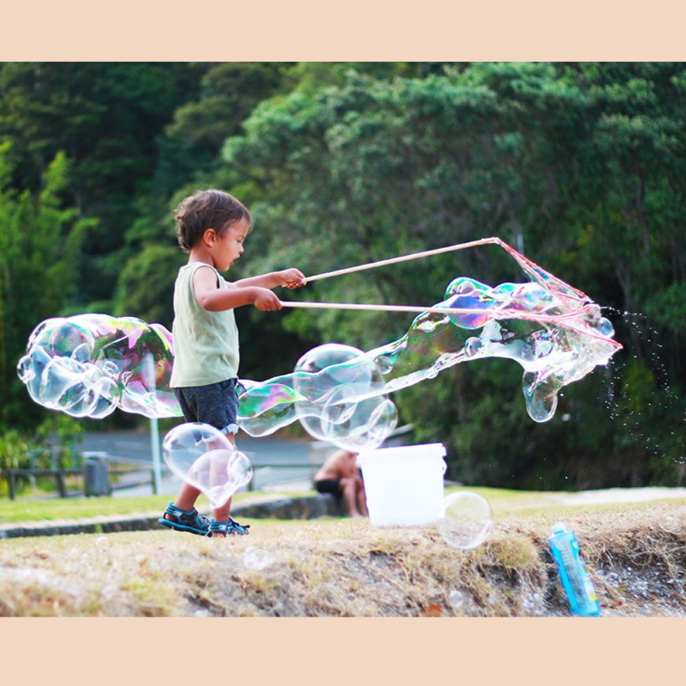 Kids Windy Day Wand - Giant Bubbles by Tinka - Tinka Giant Bubbles