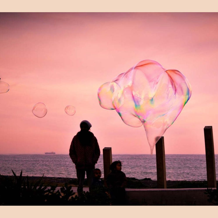 Pour ‘n Play Giant Bubble Kit - Giant Bubbles by Tinka - Tinka Giant Bubbles